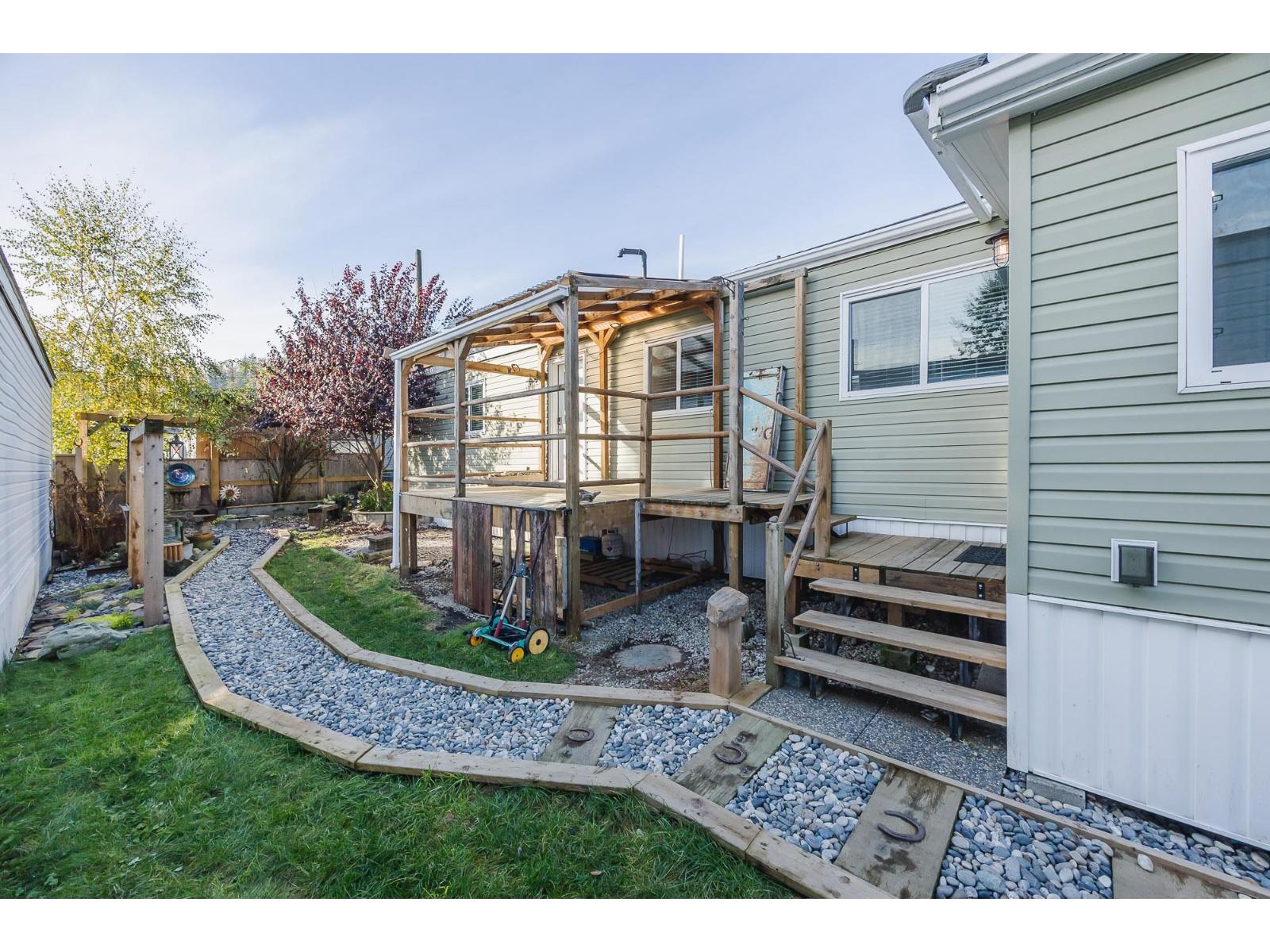 28 9267 SHOOK ROAD, Mission