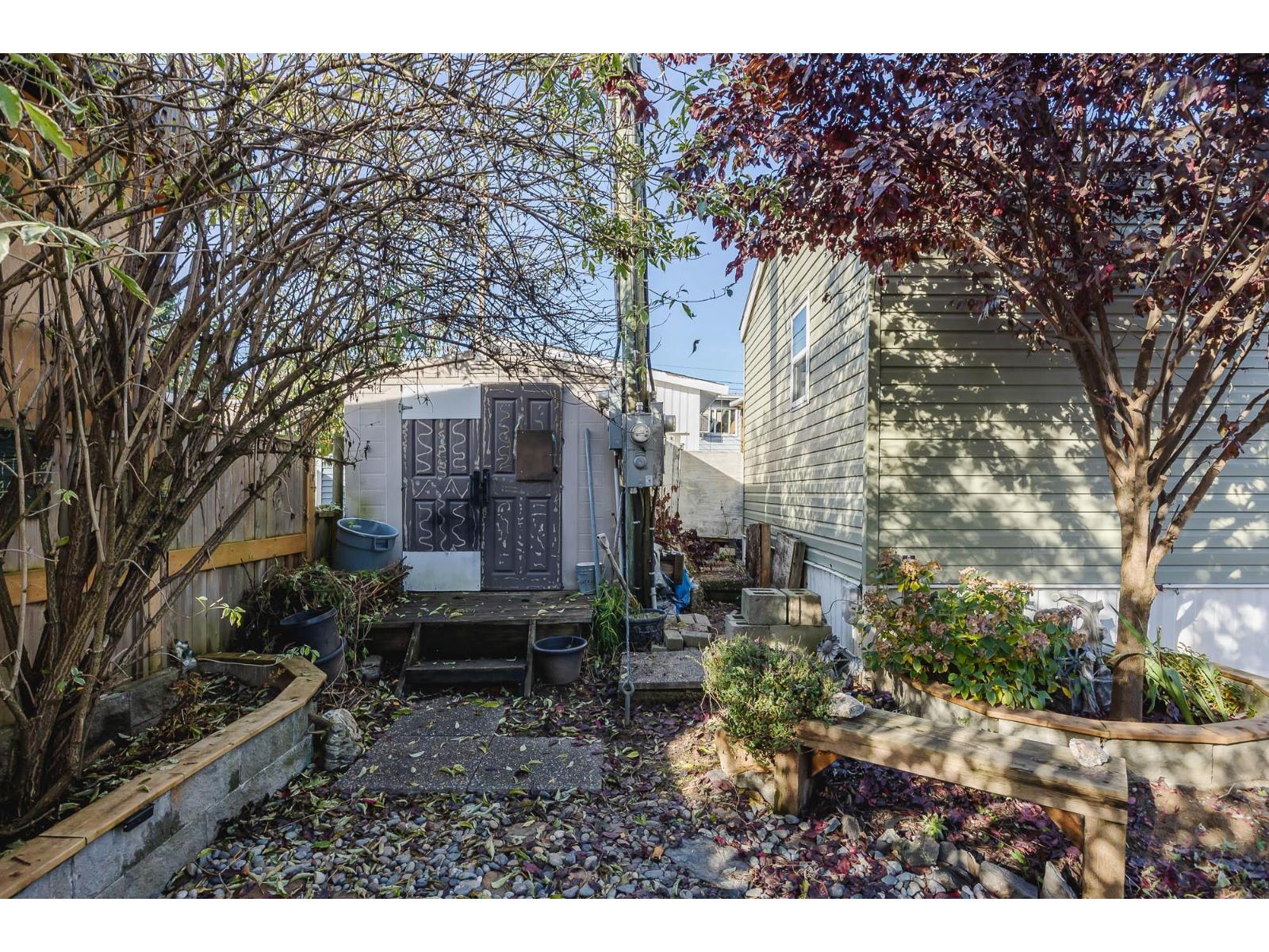 28 9267 SHOOK ROAD, Mission