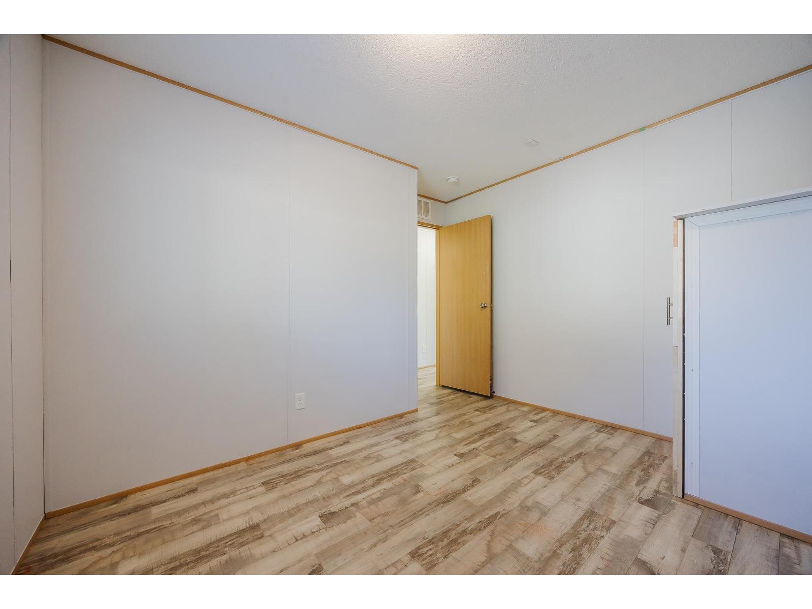 28 9267 SHOOK ROAD, Mission