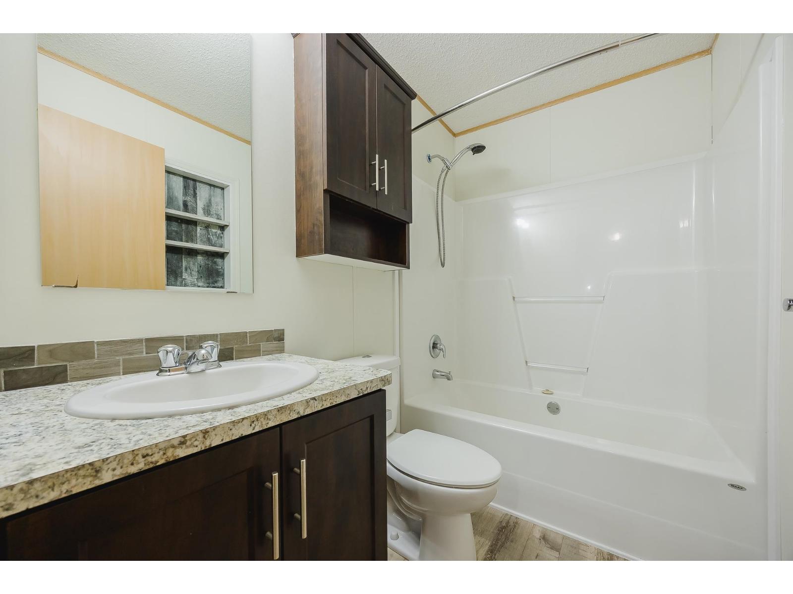 28 9267 SHOOK ROAD, Mission