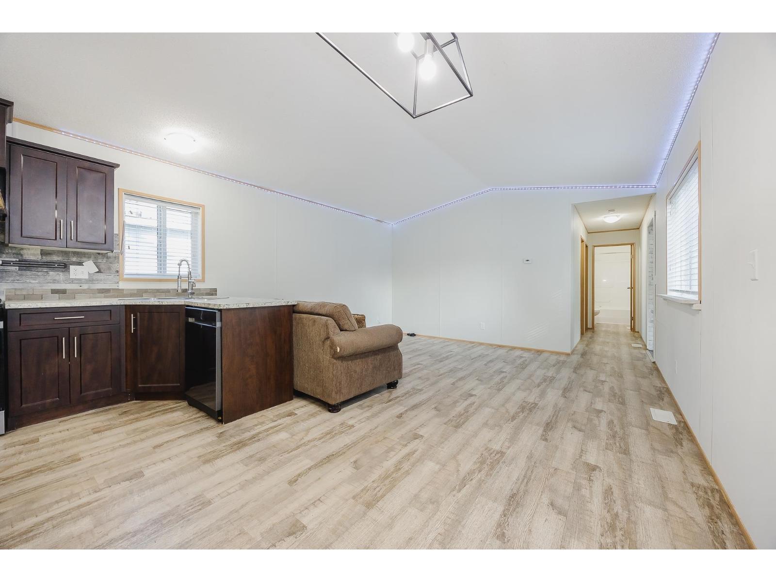 28 9267 SHOOK ROAD, Mission