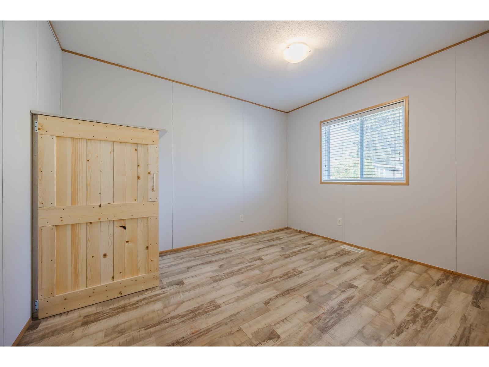 28 9267 SHOOK ROAD, Mission