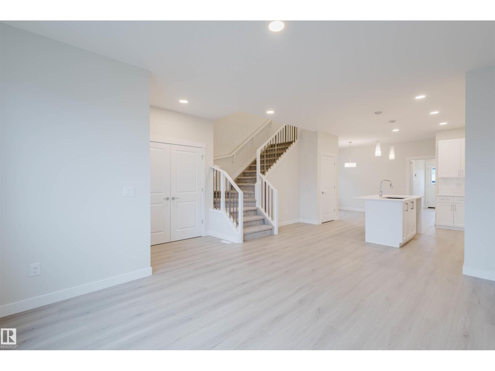 86 PENN PL, Spruce Grove