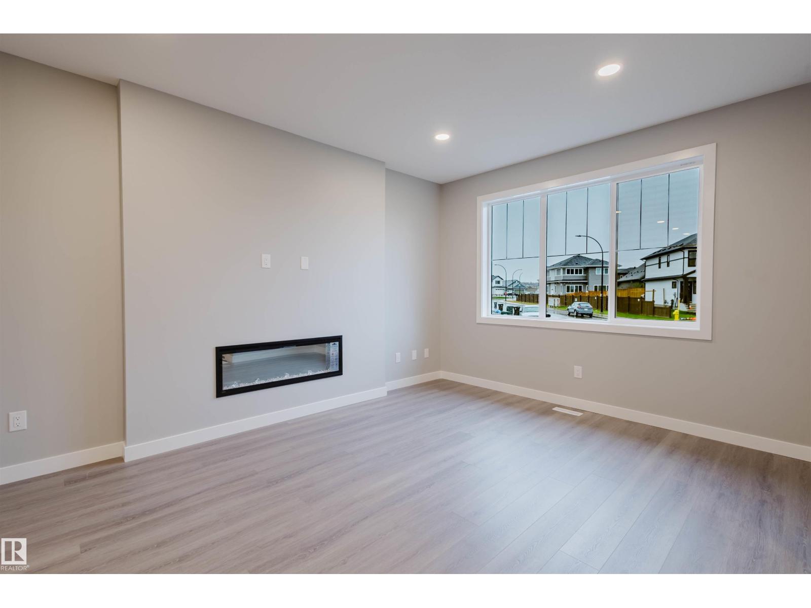 84 PENN PL, Spruce Grove