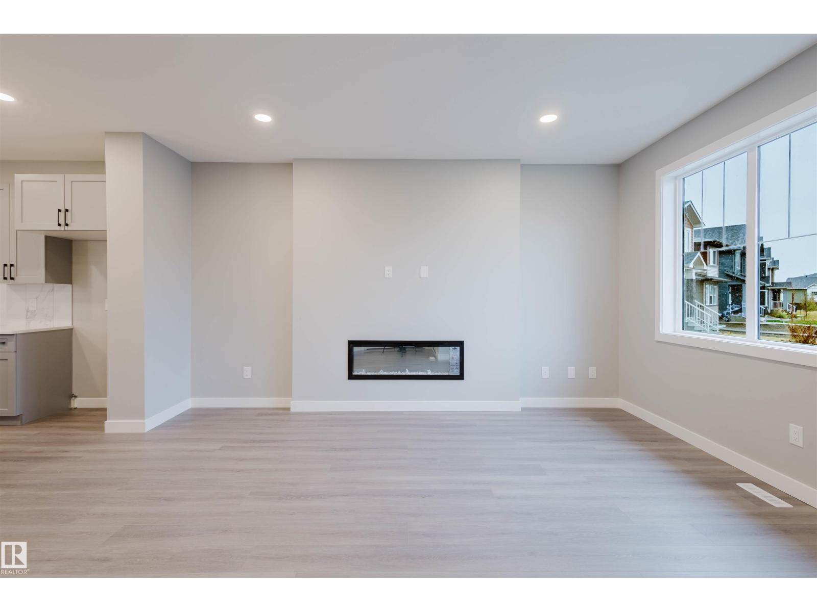 84 PENN PL, Spruce Grove