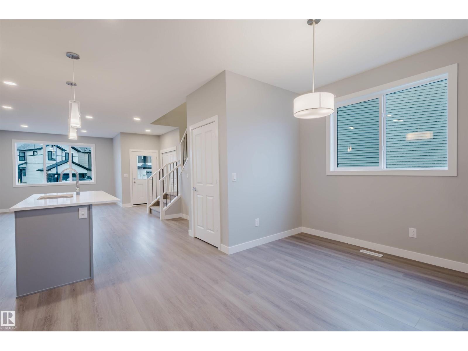 84 PENN PL, Spruce Grove