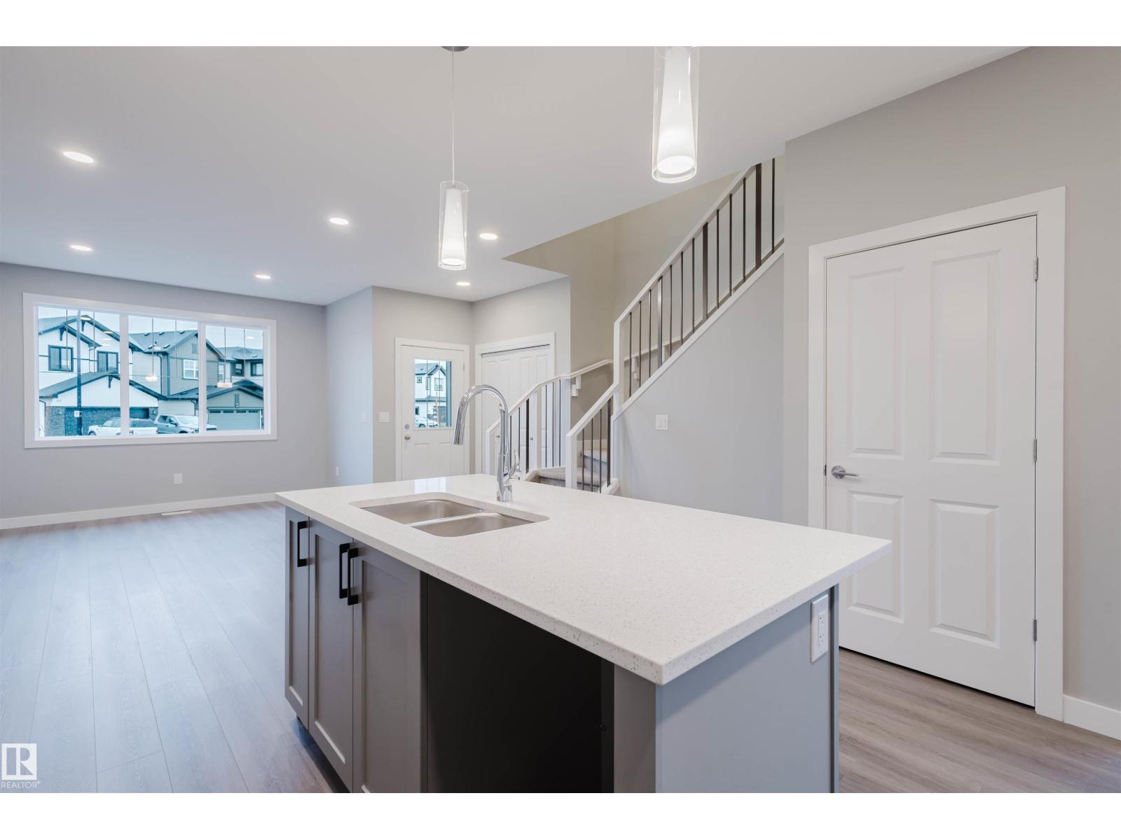 84 PENN PL, Spruce Grove