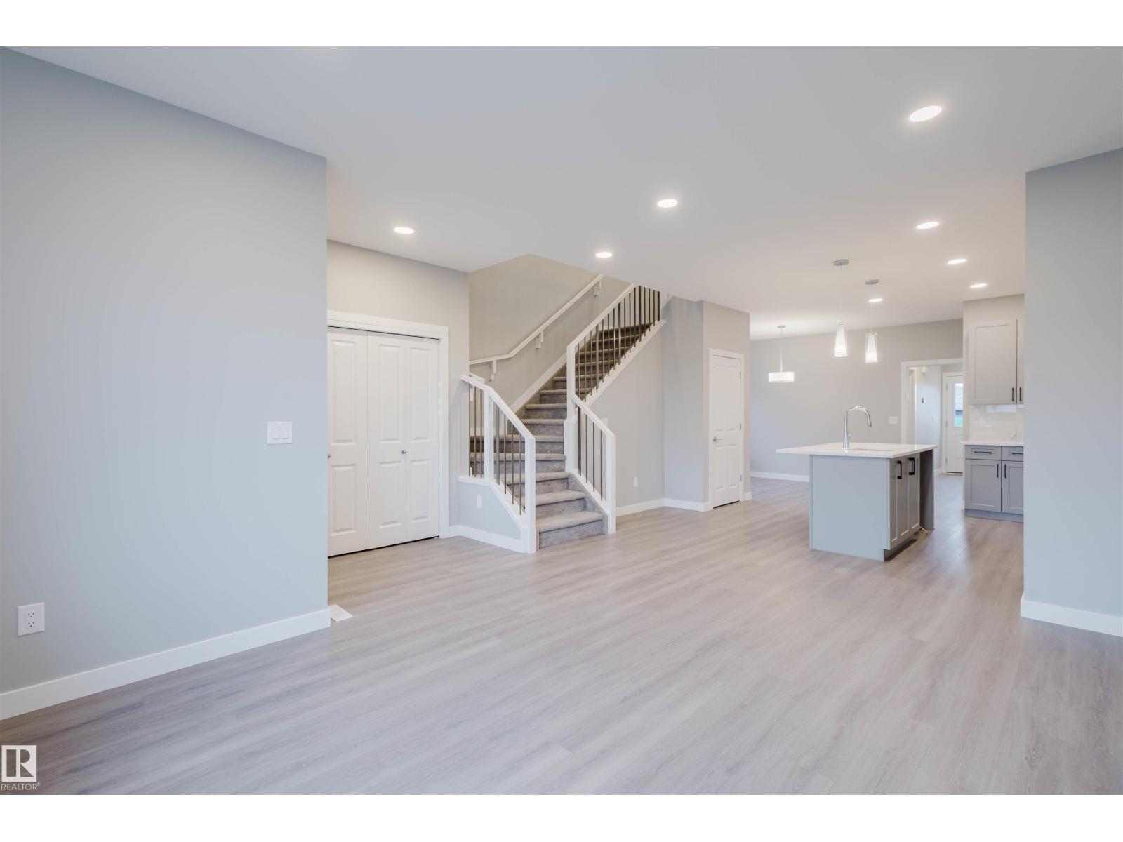 84 PENN PL, Spruce Grove