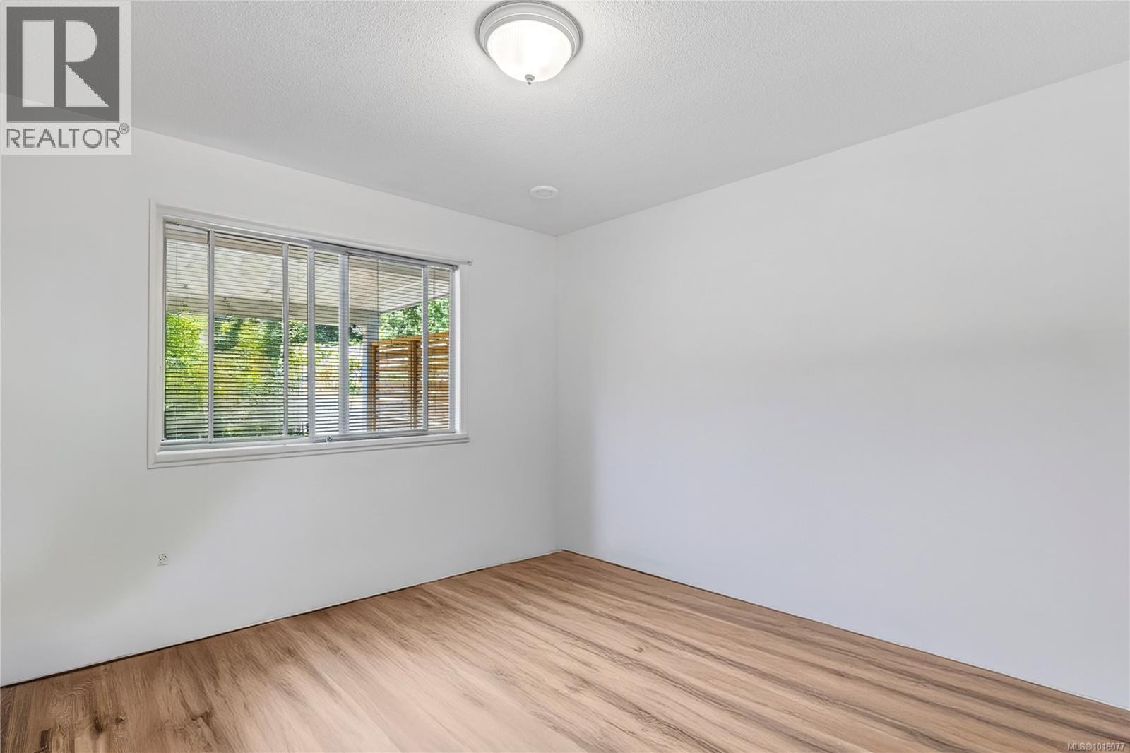 1184 Centre Rd, Qualicum Beach