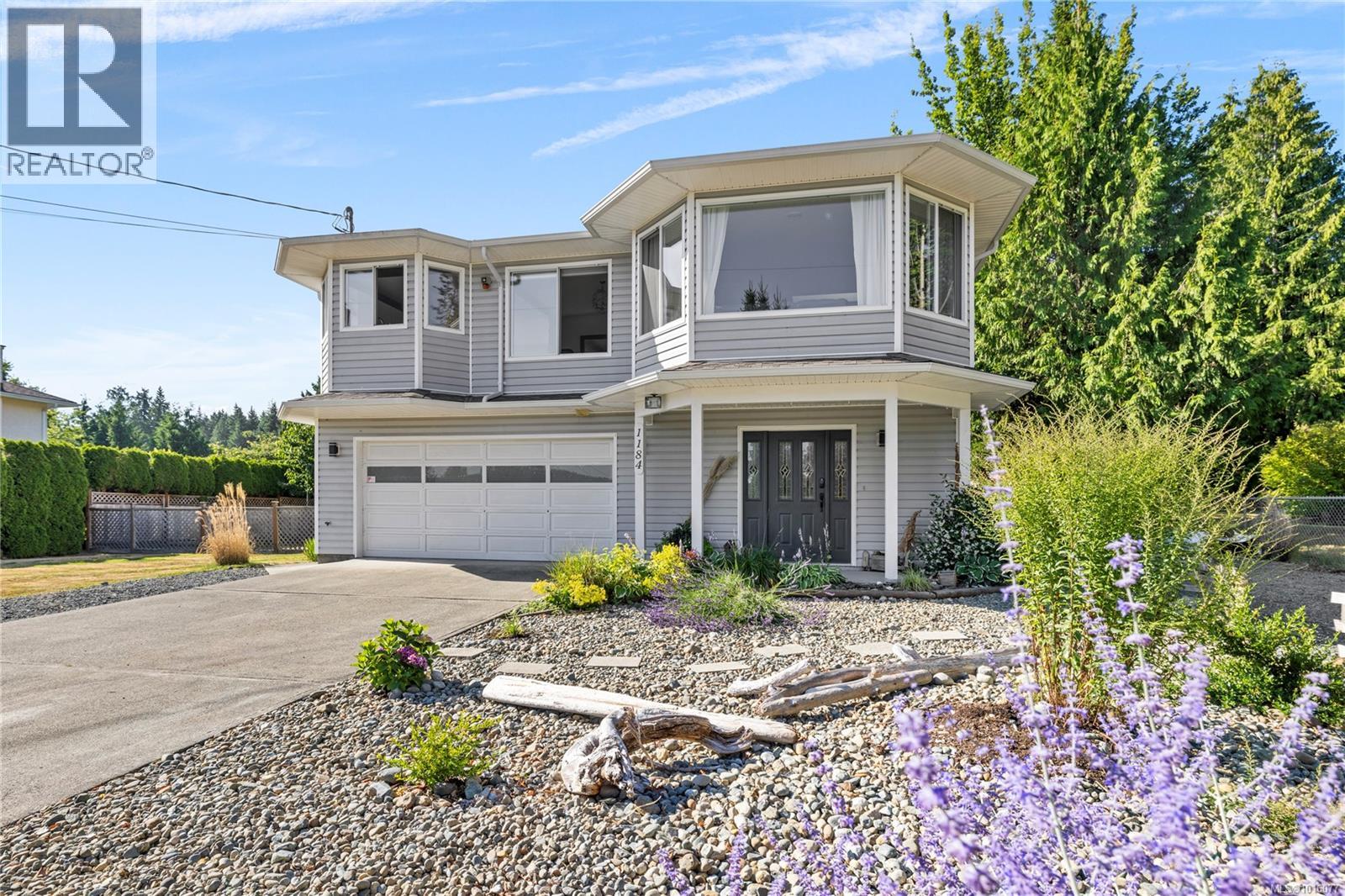 1184 Centre Rd, Qualicum Beach