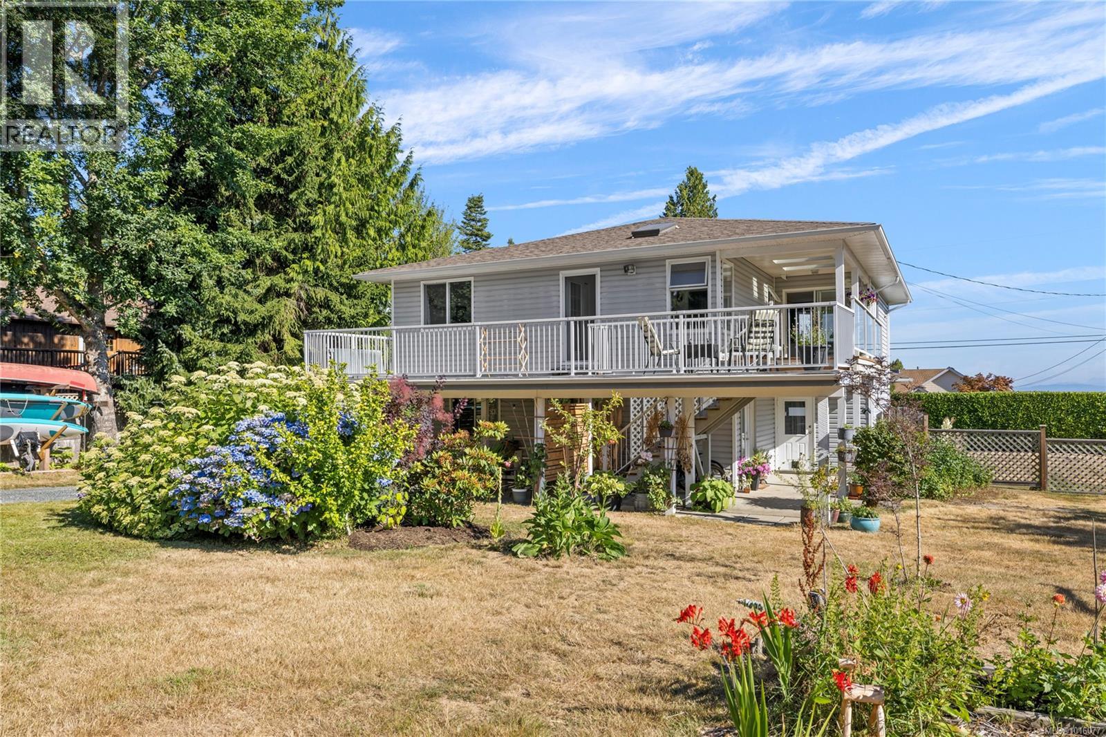 1184 Centre Rd, Qualicum Beach