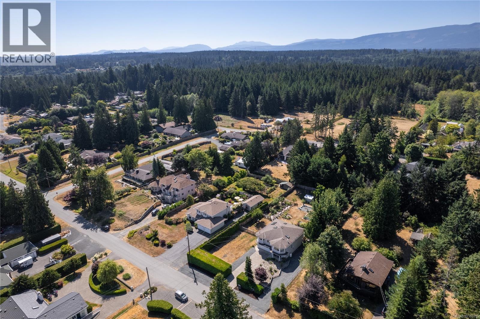 1184 Centre Rd, Qualicum Beach