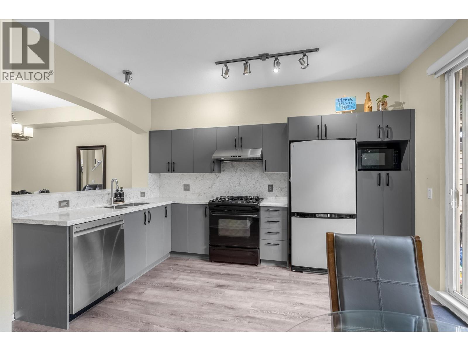 167 9133 GOVERNMENT STREET, Burnaby