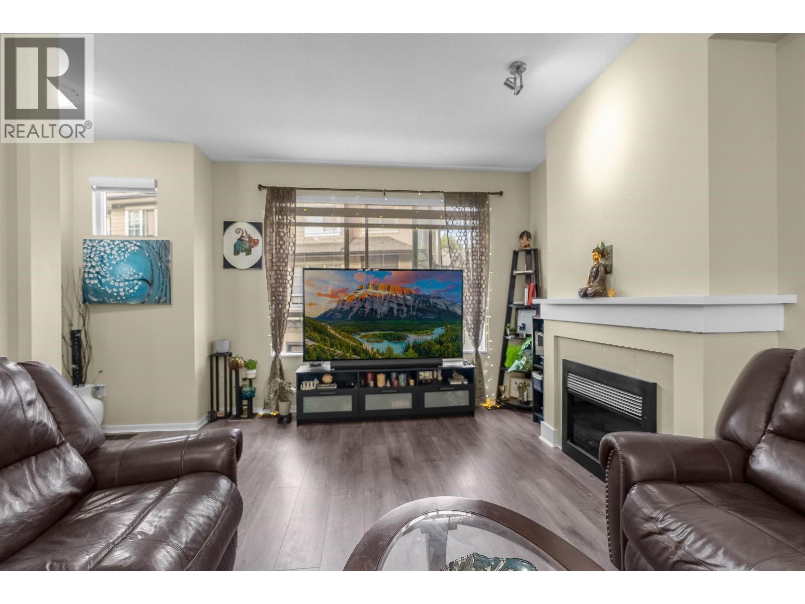 167 9133 GOVERNMENT STREET, Burnaby