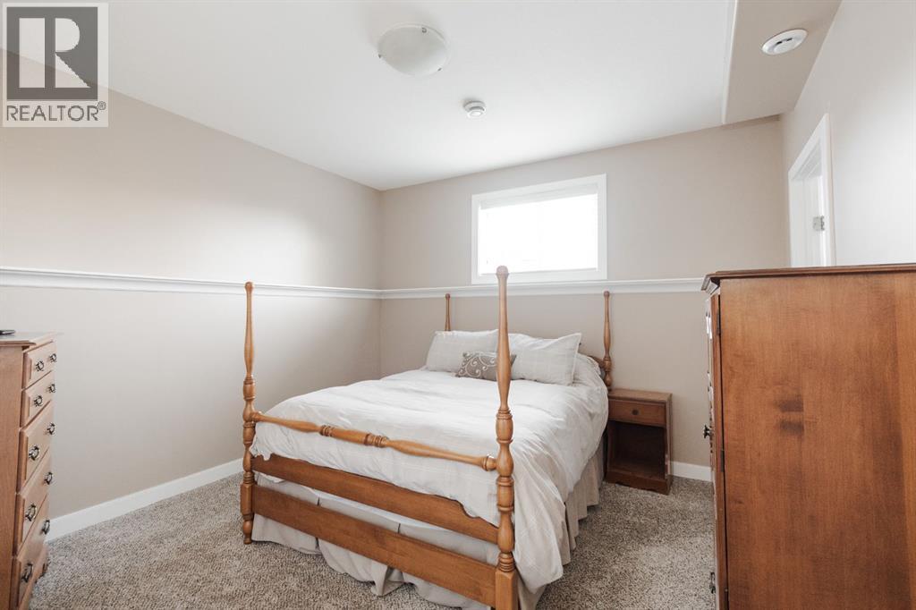 161 Chestnut Way, Fort McMurray