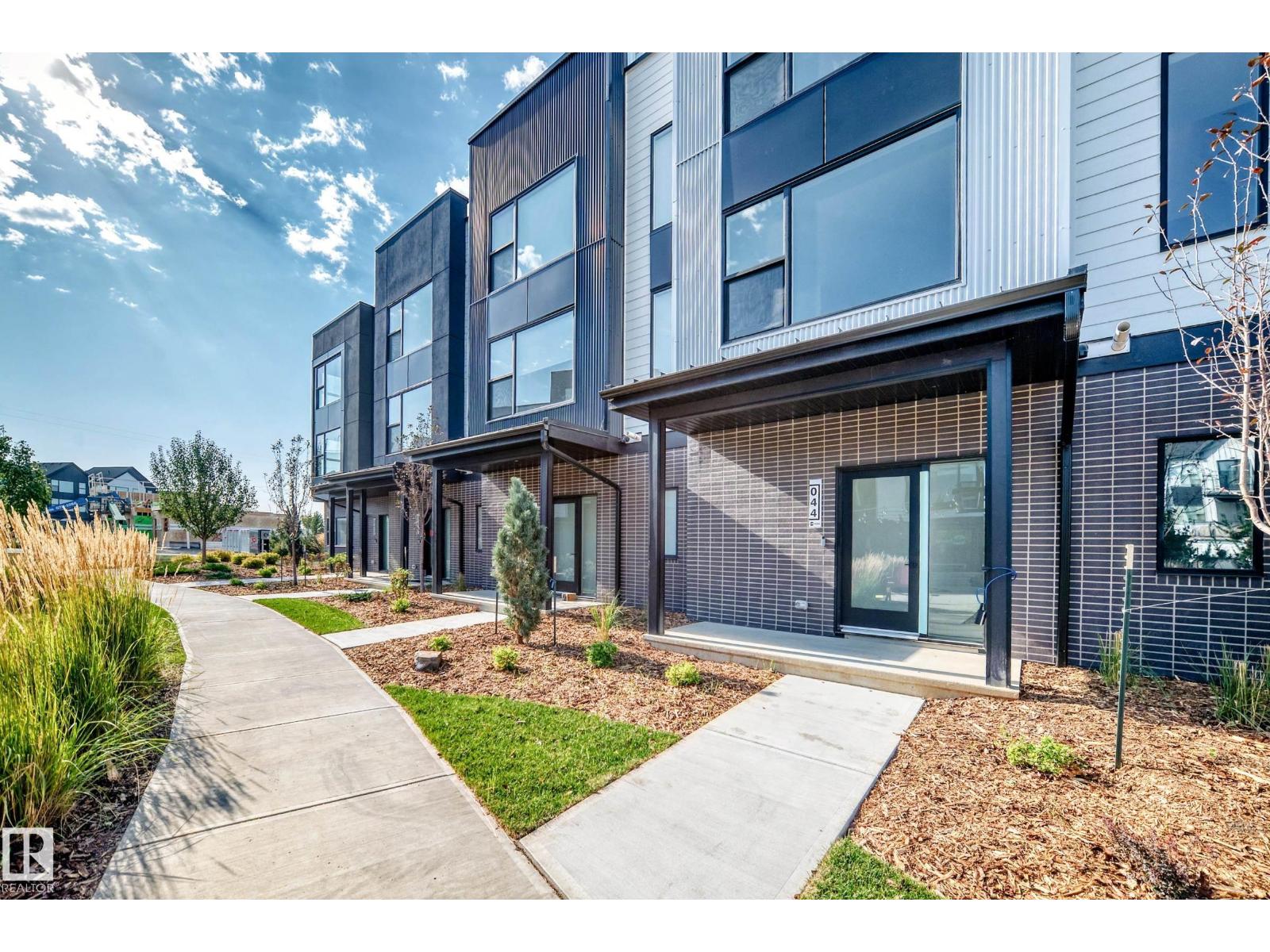 #44 5 Rondeau DR, St. Albert