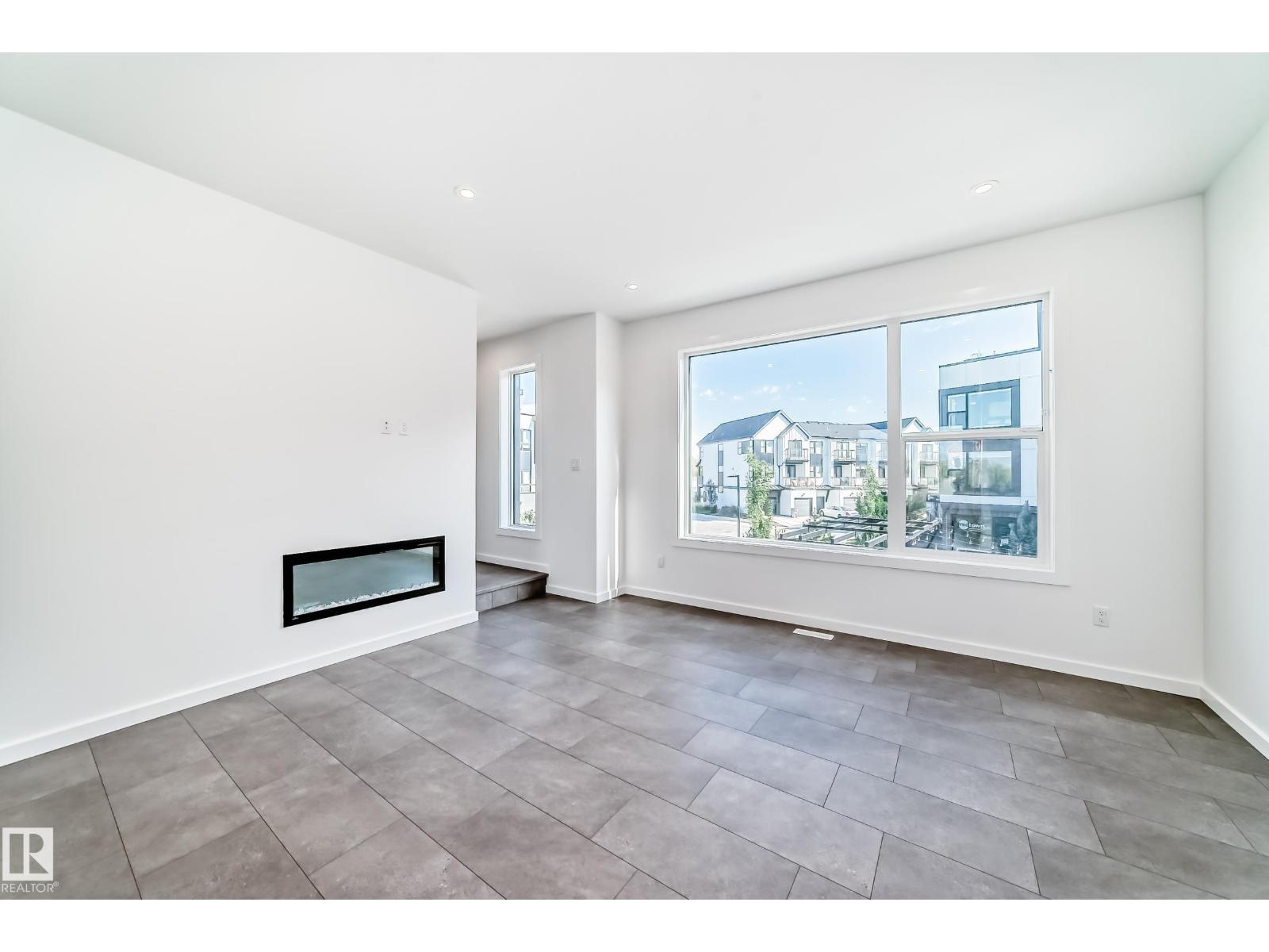 #44 5 Rondeau DR, St. Albert