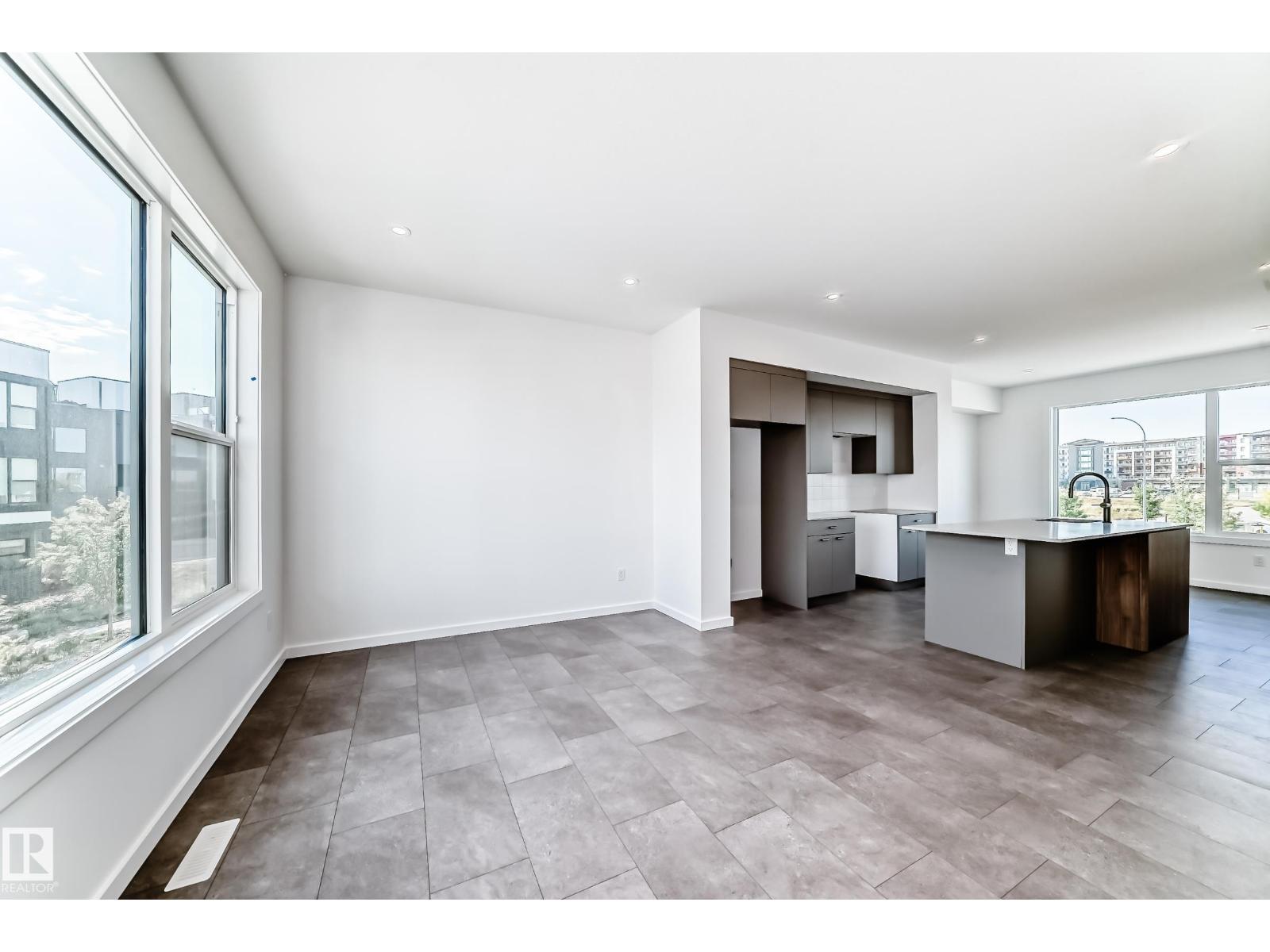 #44 5 Rondeau DR, St. Albert