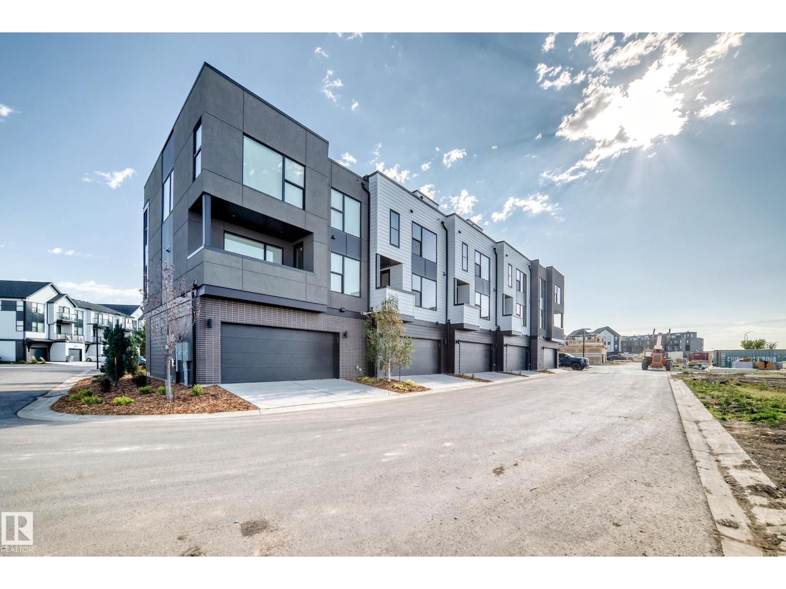 #44 5 Rondeau DR, St. Albert