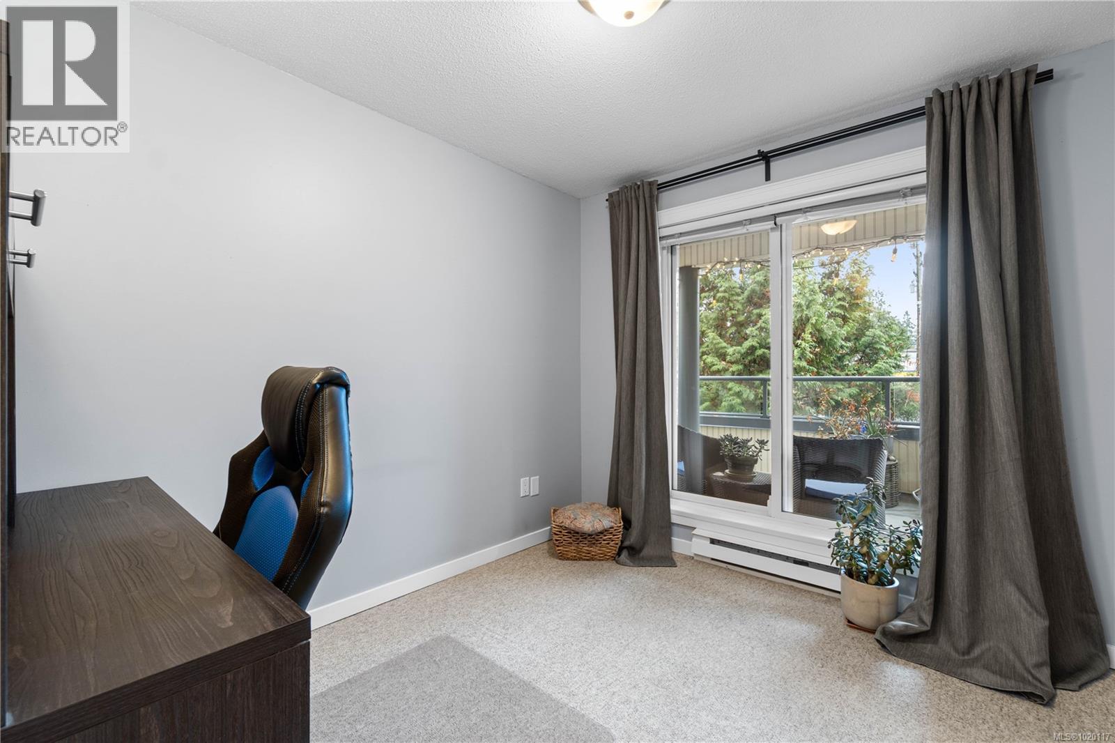 310 1685 Estevan Rd, Nanaimo