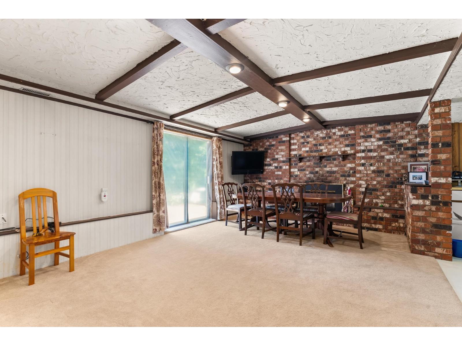 194 CLOVERMEADOW CRESCENT, Langley