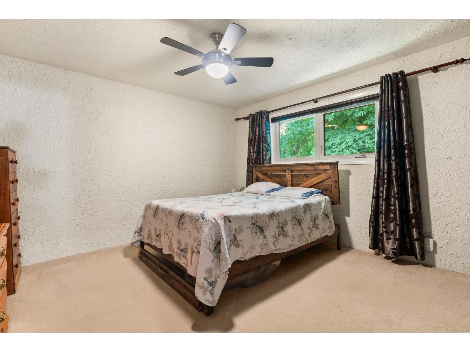 194 CLOVERMEADOW CRESCENT, Langley