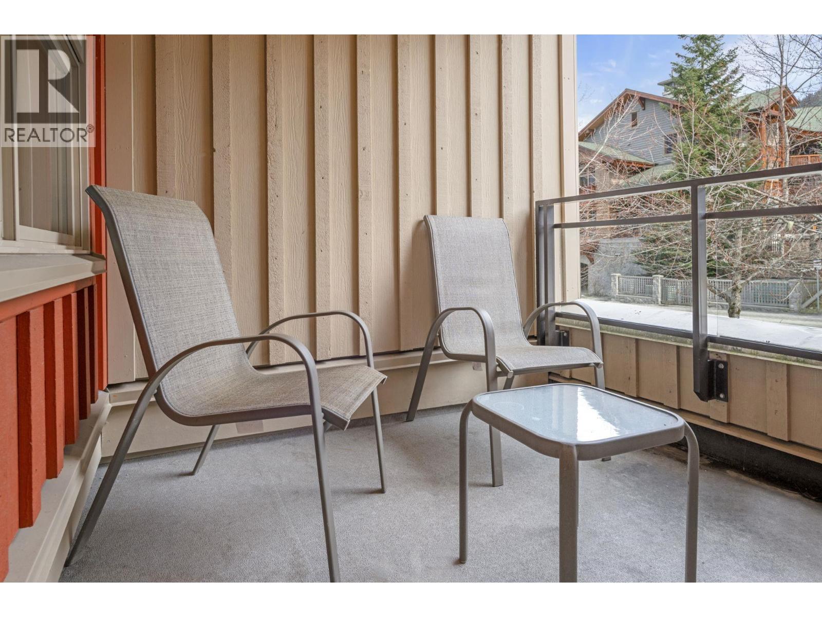 231 W51 2050 LAKE PLACID ROAD, Whistler