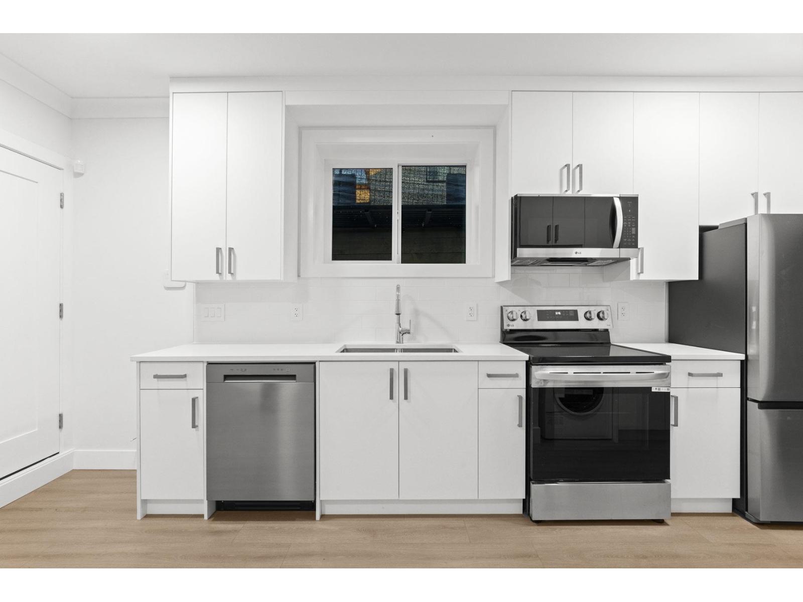 102 16621 18 AVENUE, Surrey