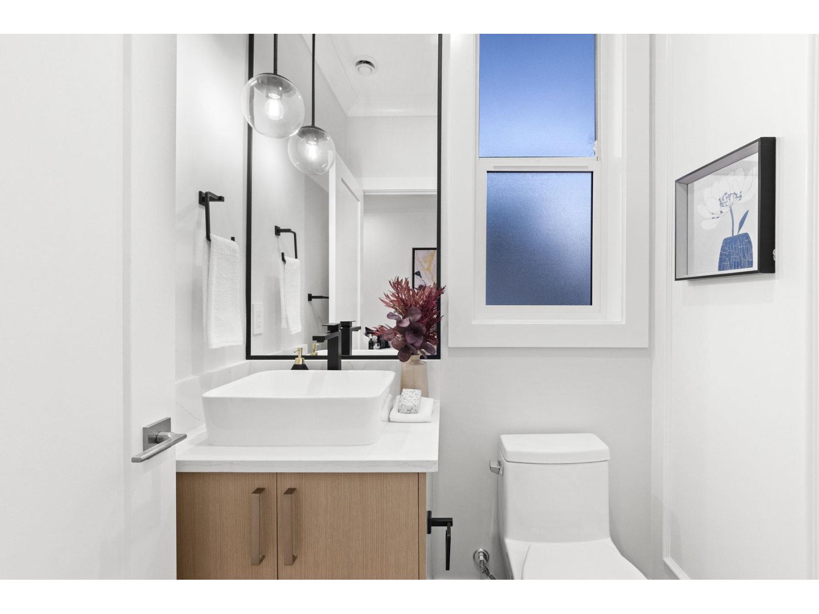 102 16621 18 AVENUE, Surrey