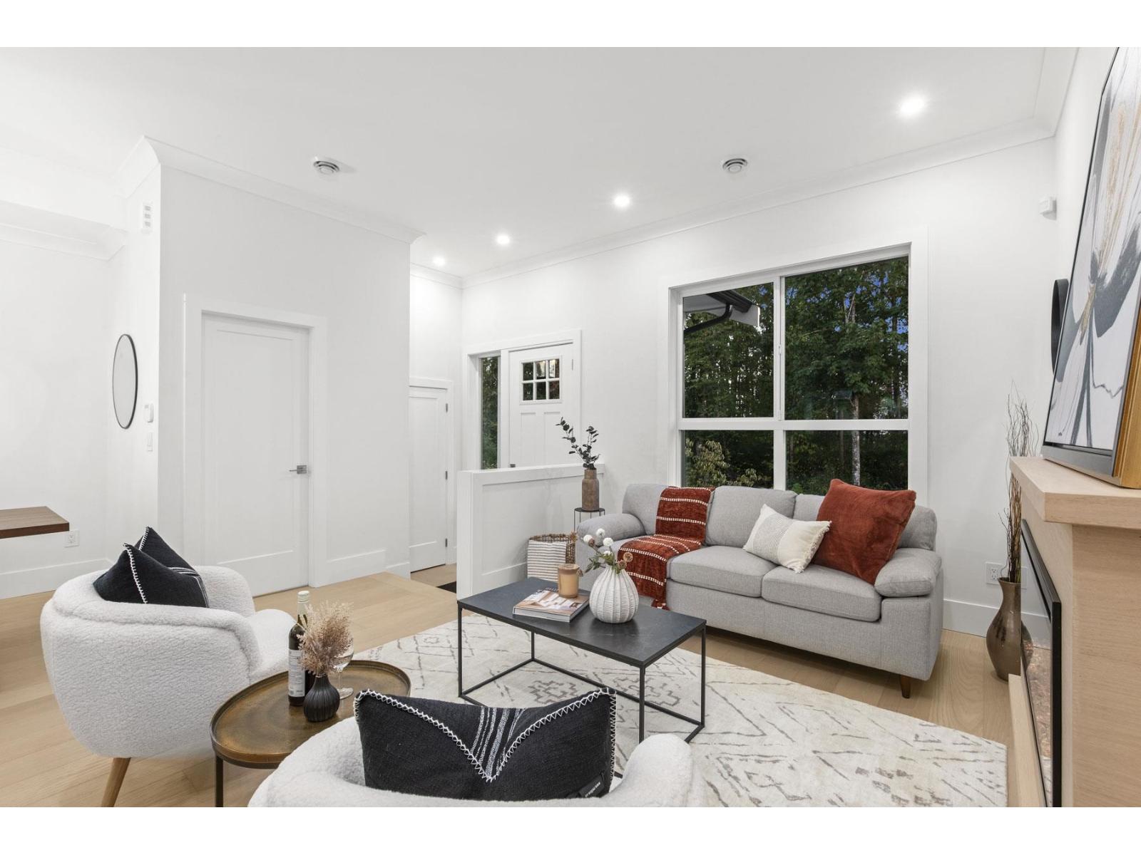 102 16621 18 AVENUE, Surrey