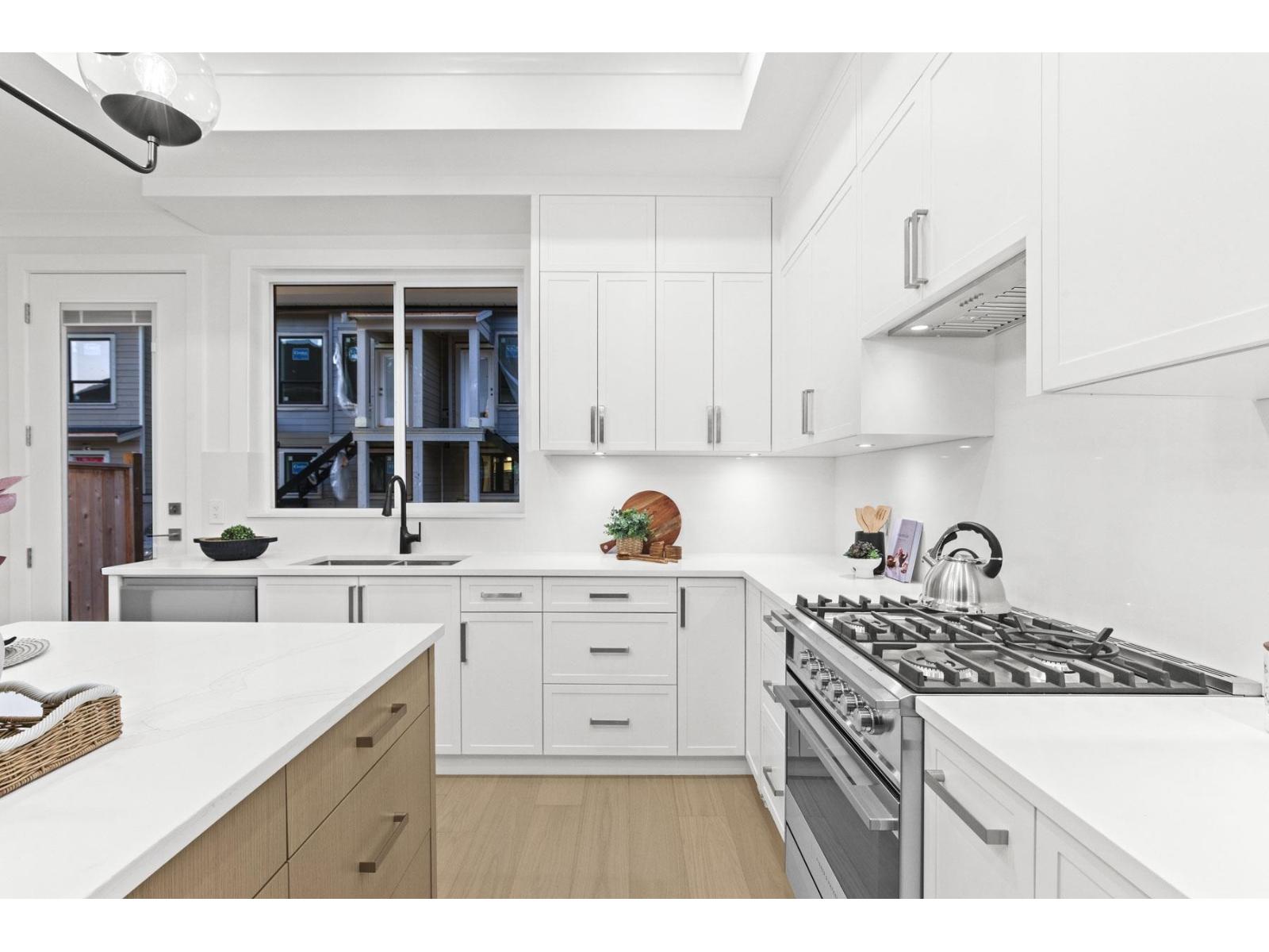 102 16621 18 AVENUE, Surrey