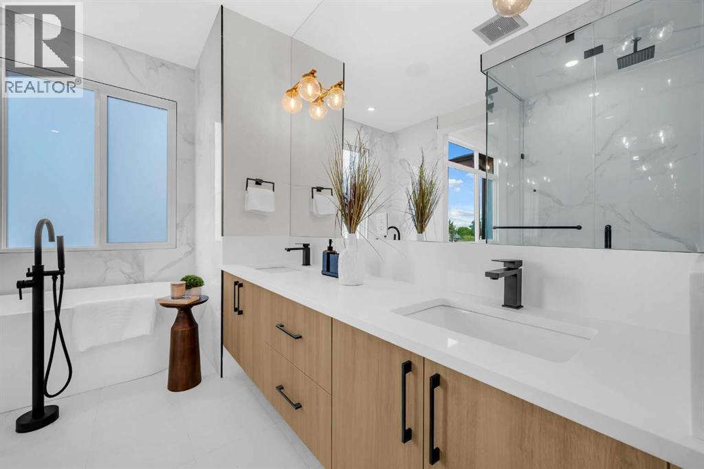 Single Family House for Sale in  Bowness Road NW Bowness Calgary 