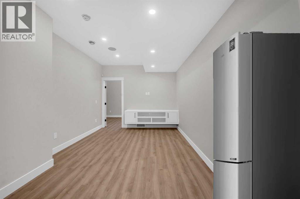 Single Family House for Sale in  Bowness Road NW Bowness Calgary 