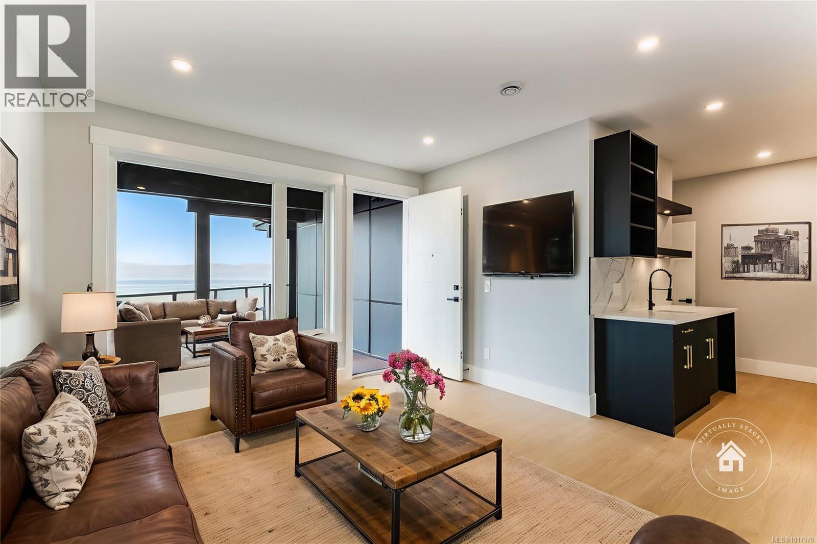 3865 GULFVIEW DR - 33