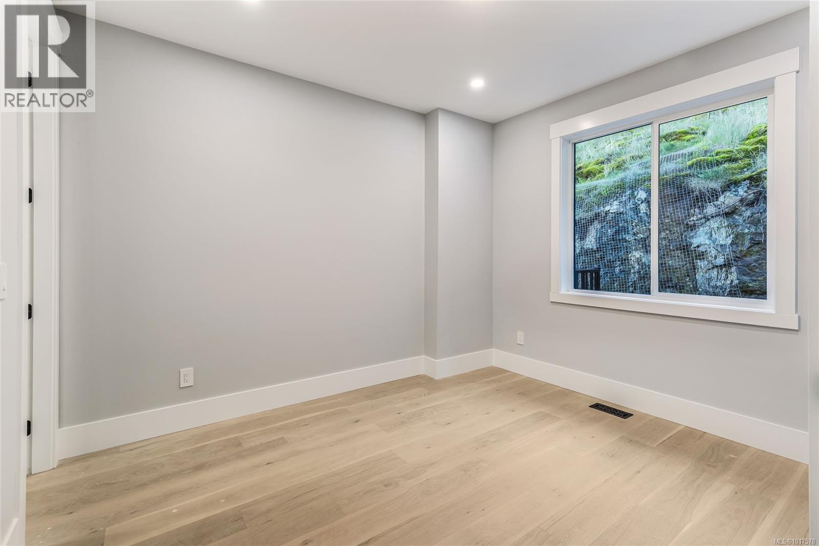 3865 GULFVIEW DR - 51