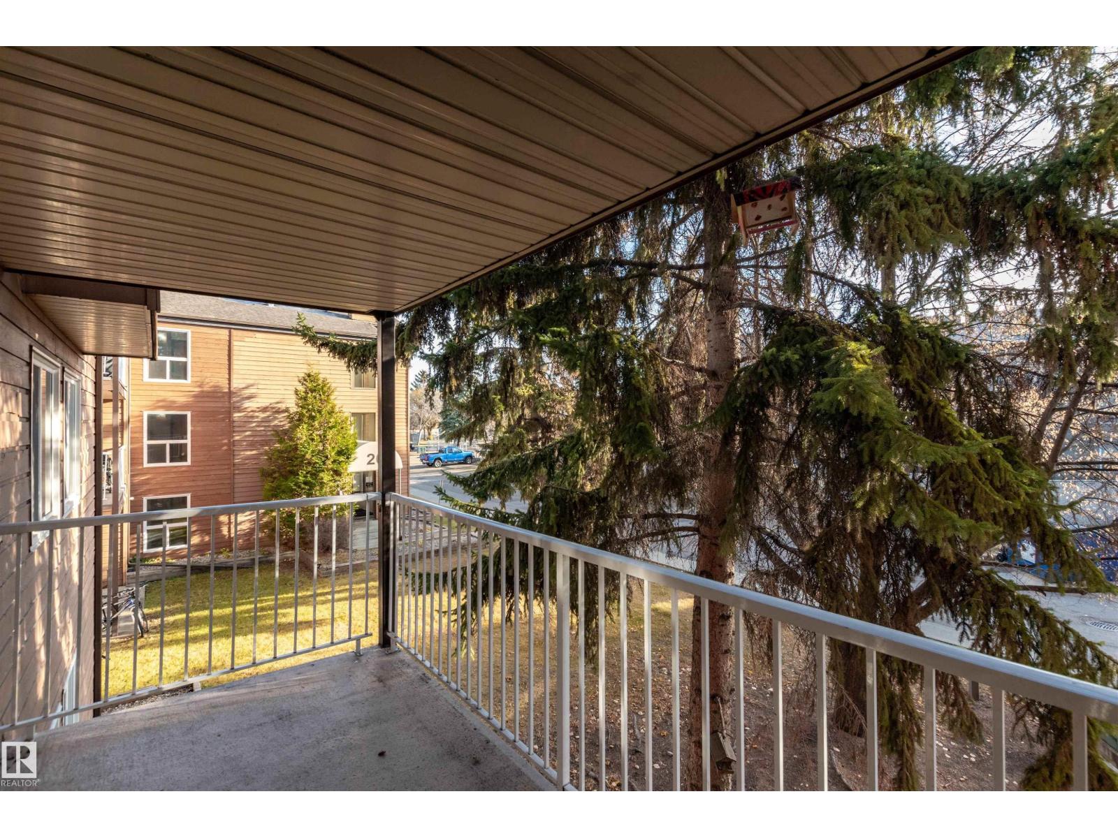 #208 22 ALPINE PL, St. Albert