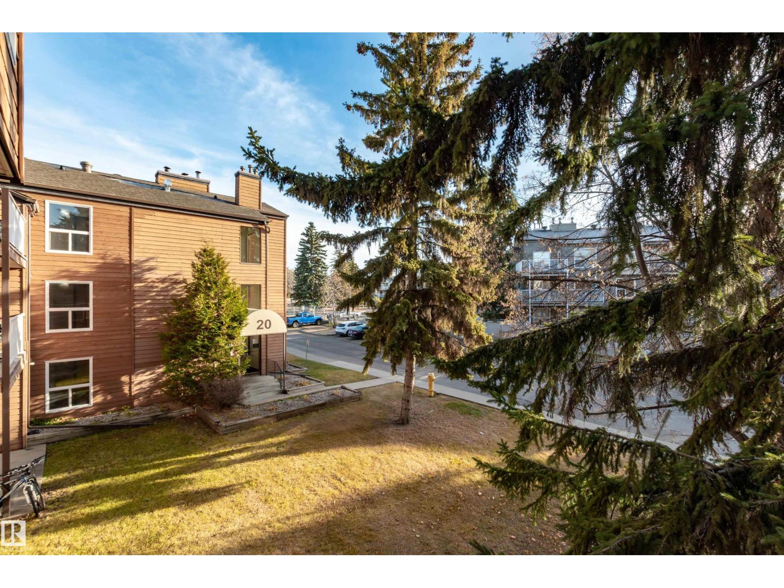 #208 22 ALPINE PL, St. Albert