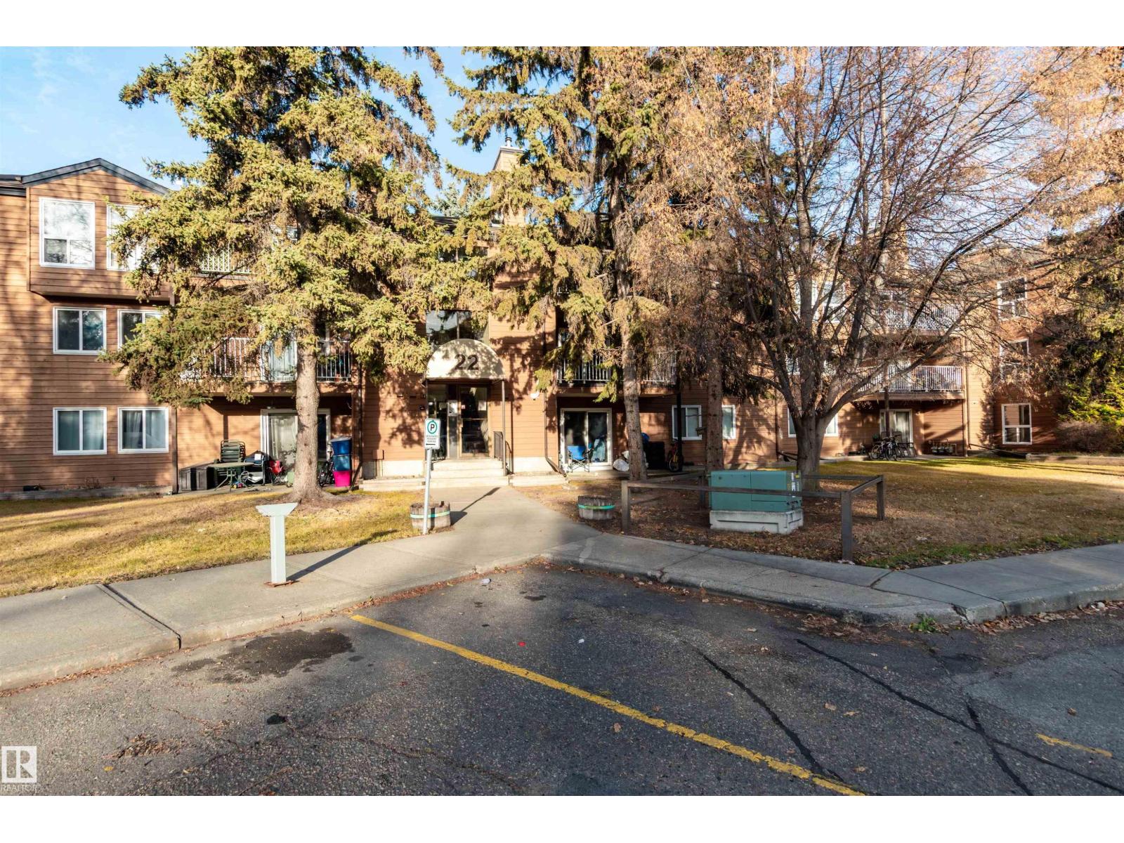 #208 22 ALPINE PL, St. Albert