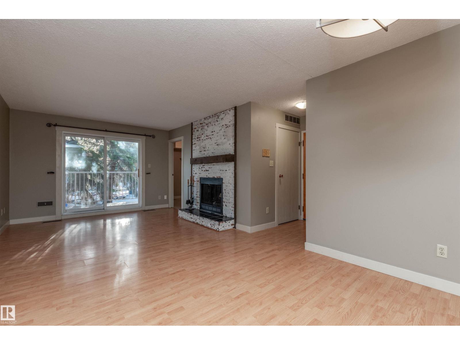 #208 22 ALPINE PL, St. Albert