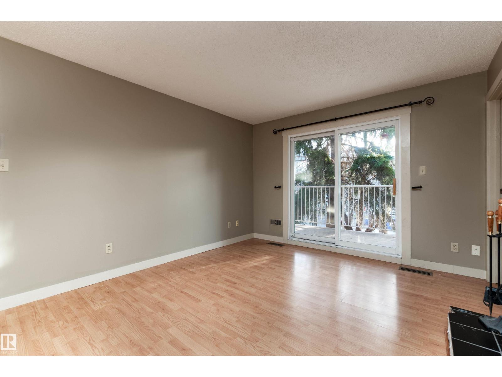 #208 22 ALPINE PL, St. Albert