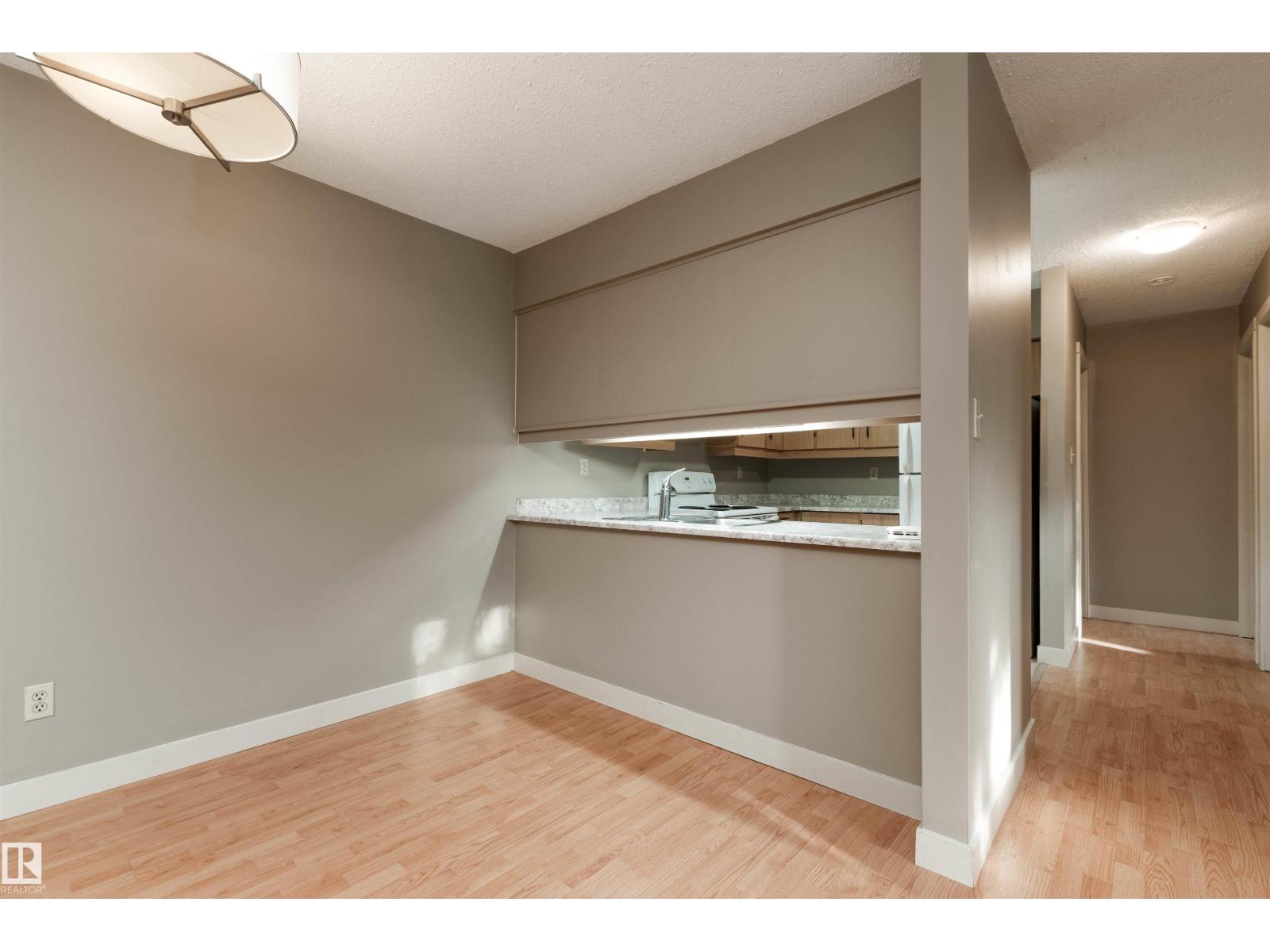 #208 22 ALPINE PL, St. Albert