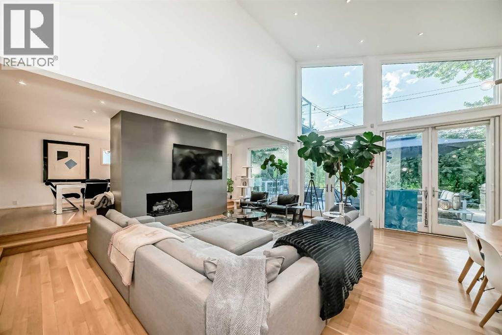 Single Family House for Sale in  Riverdale Avenue SW Elbow Park Calgary 