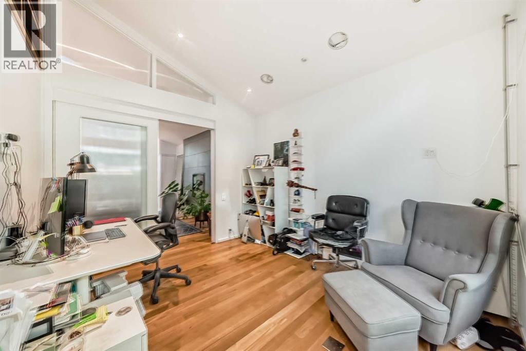 Single Family House for Sale in  Riverdale Avenue SW Elbow Park Calgary 