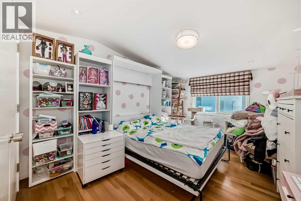 Single Family House for Sale in  Riverdale Avenue SW Elbow Park Calgary 