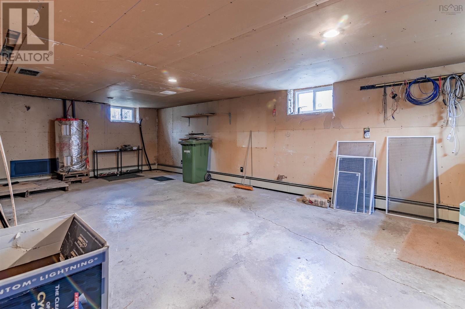 Property 40 of 49 of 4022 Aylesford Rd