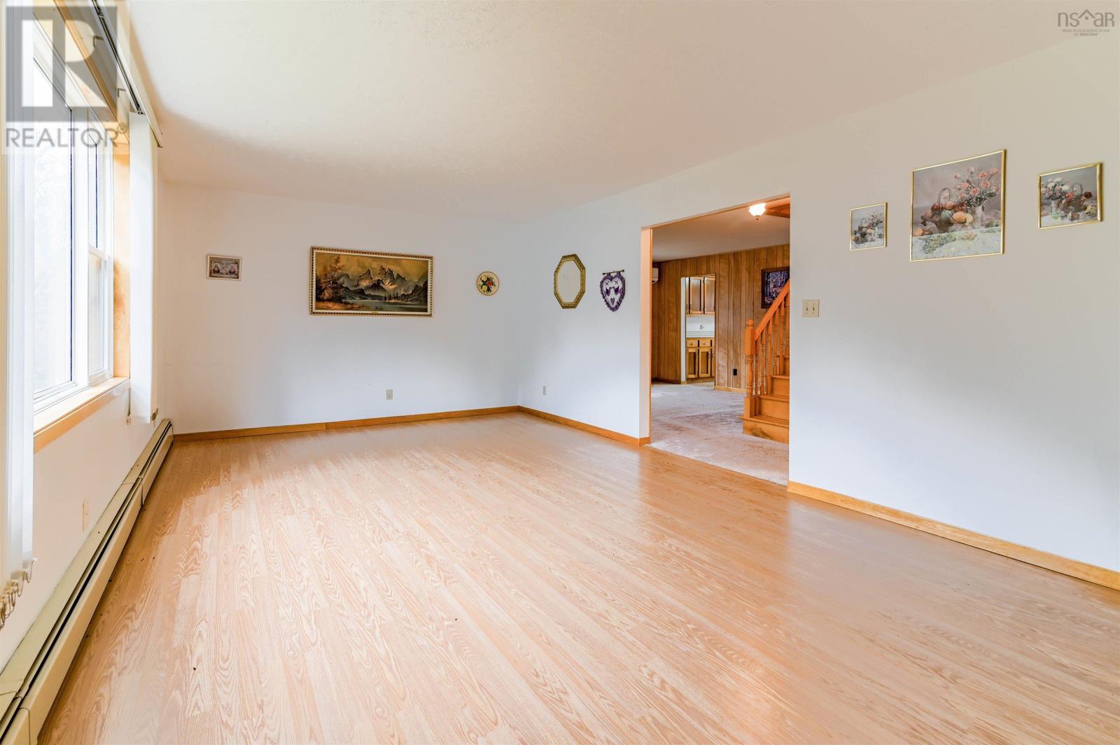 Property 20 of 49 of 4022 Aylesford Rd