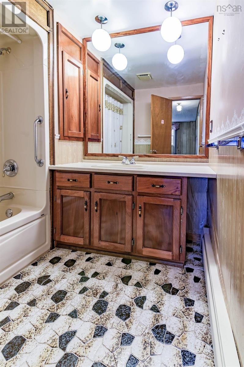 Property 25 of 49 of 4022 Aylesford Rd