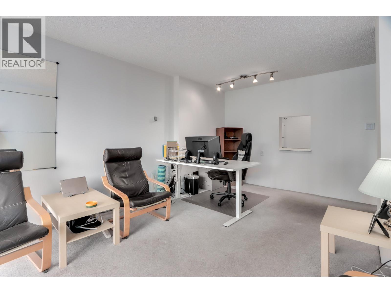 510 2008 FULLERTON AVENUE, North Vancouver