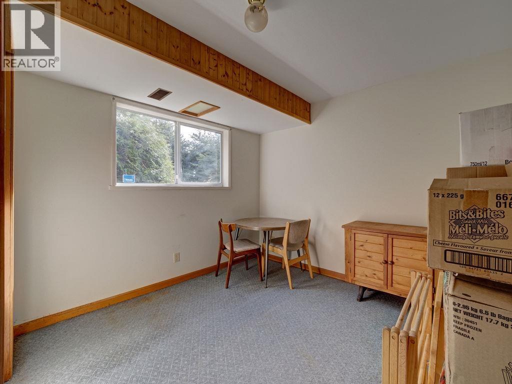 5642 NICKERSON ROAD, Sechelt