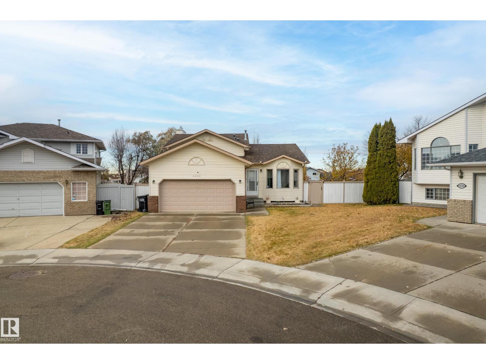 6520 154 AV NW, Edmonton